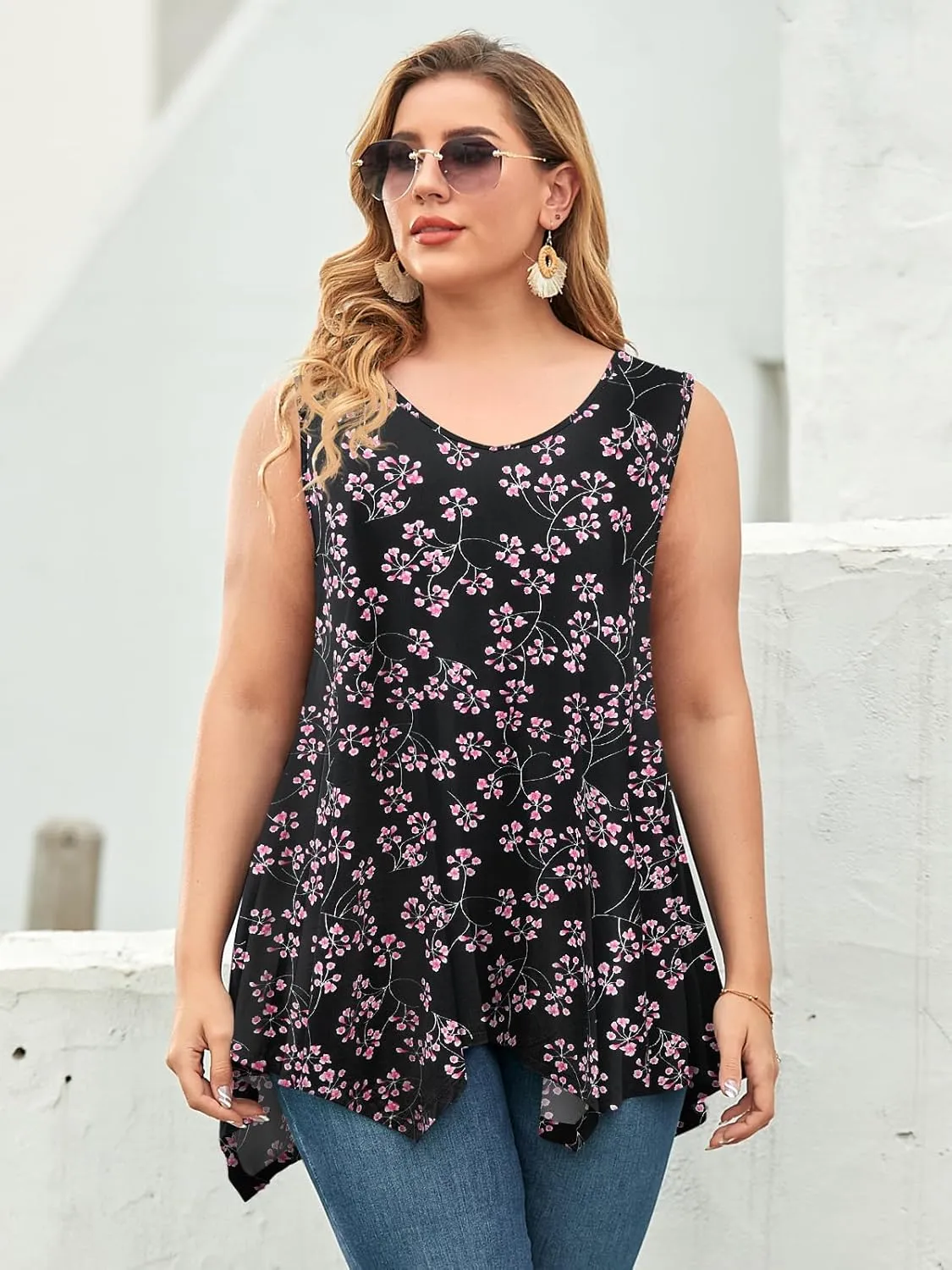 LARACE Plus Size Tank Tops for Women V Neck T Shirts Summer Sleeveless Tunic Tops Loose Fit Flowy Blouse