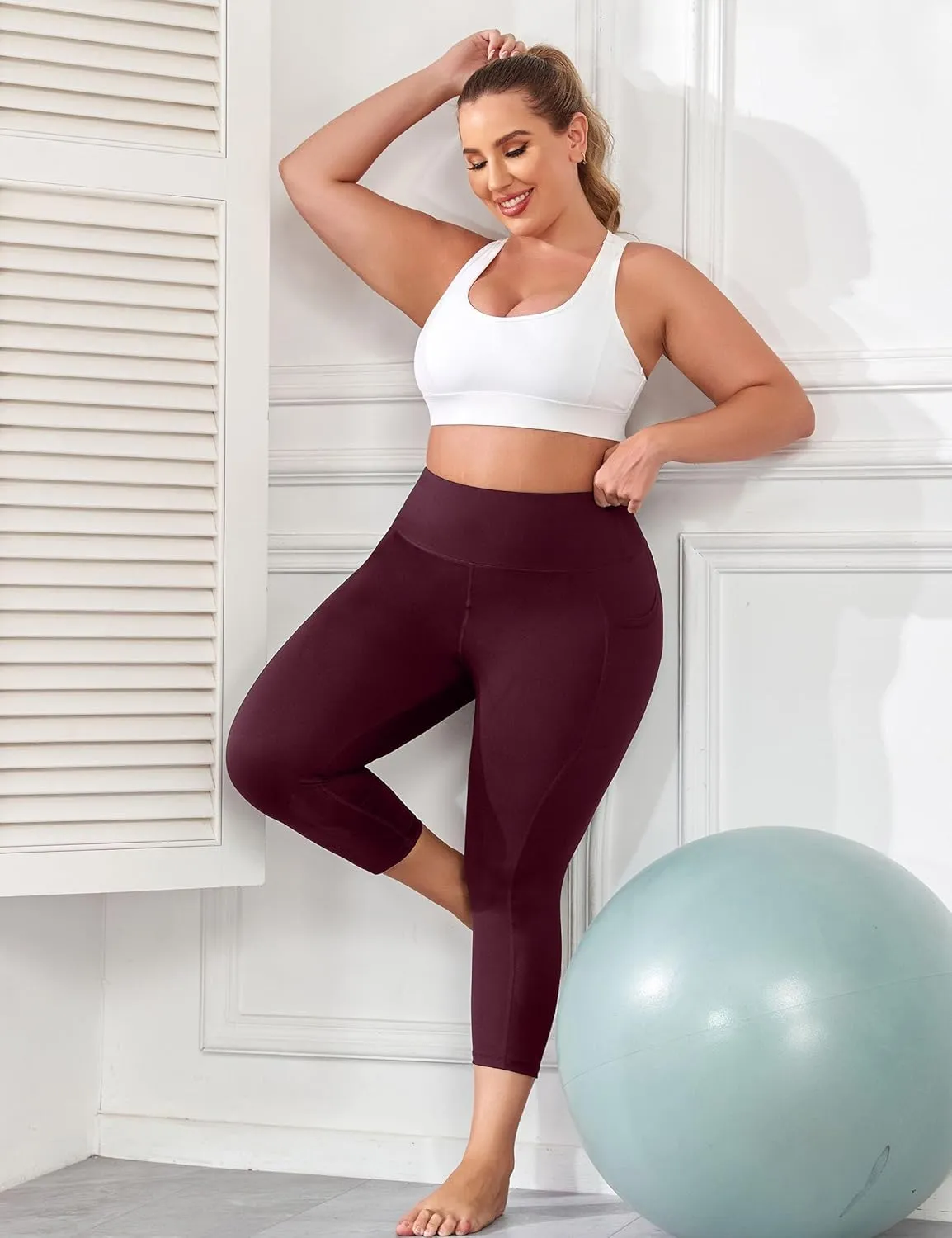 Plus Size Capri Leggings for Women with Pockets, Butt Lifting Yoga Pants Tummy Control, L-5XL Workout Leggings