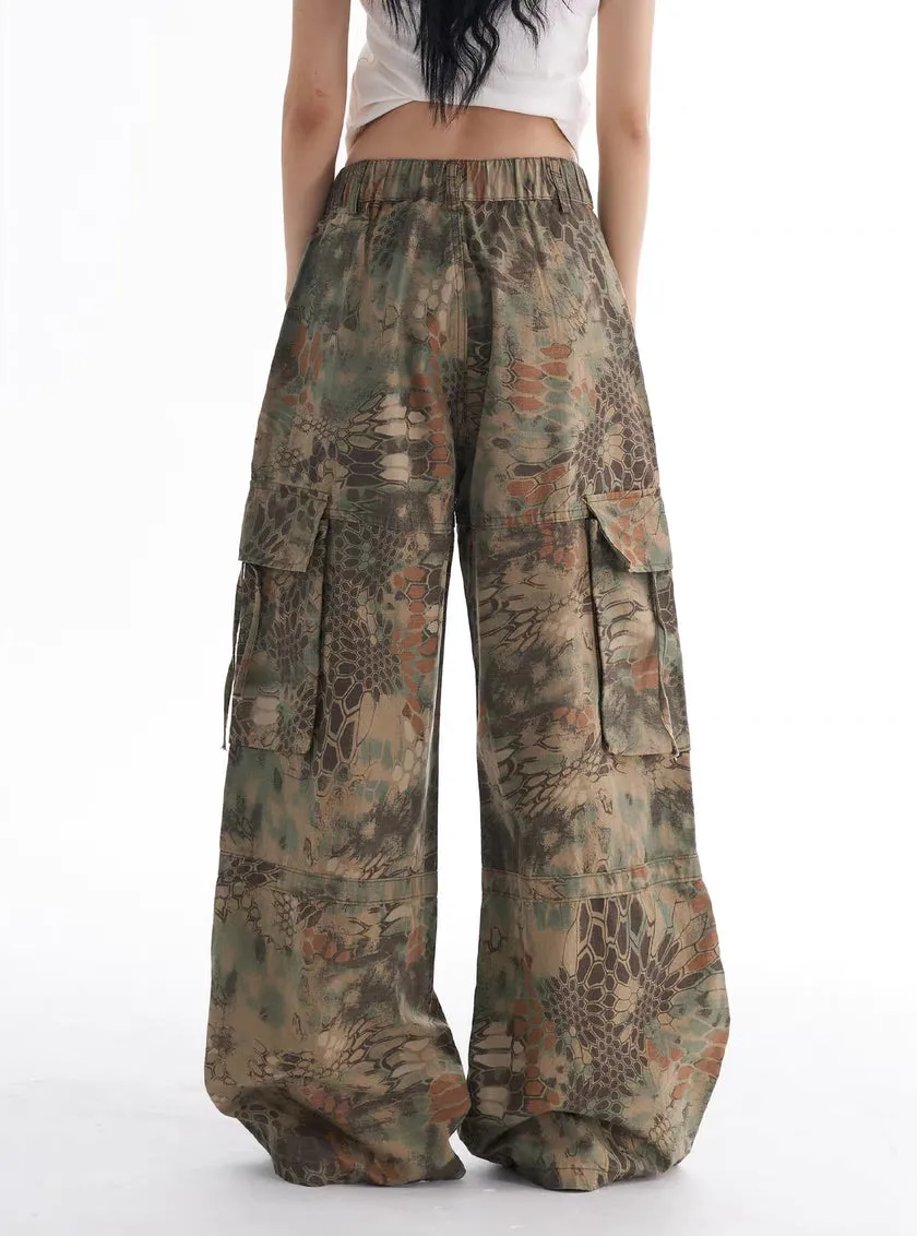 Tactical Camo Wide-Leg Cargo Pants