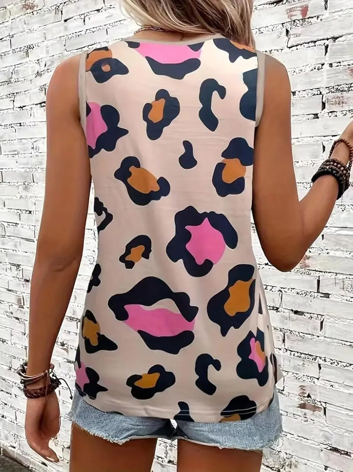 VKEGNIO Leopard Print Tank Top for Women Summer Sleeveless Tops Casual Cute Graphic Tanks Loose Fit Vintage Vacation Shirt