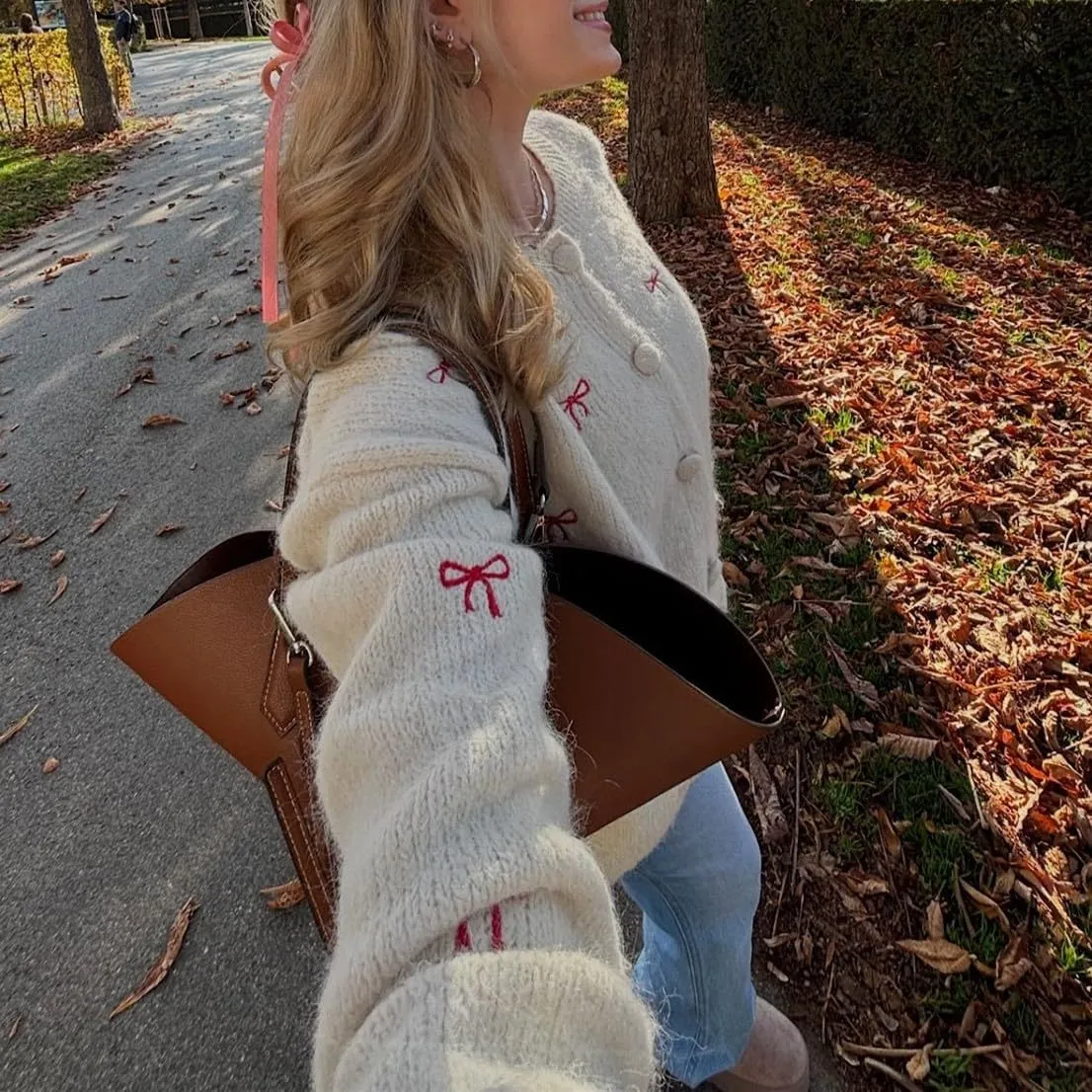 Women Button Down Cardigan Sweaters Cute Bow Bear Knitted Pattern Casual Fall Winter Cardigan Coats